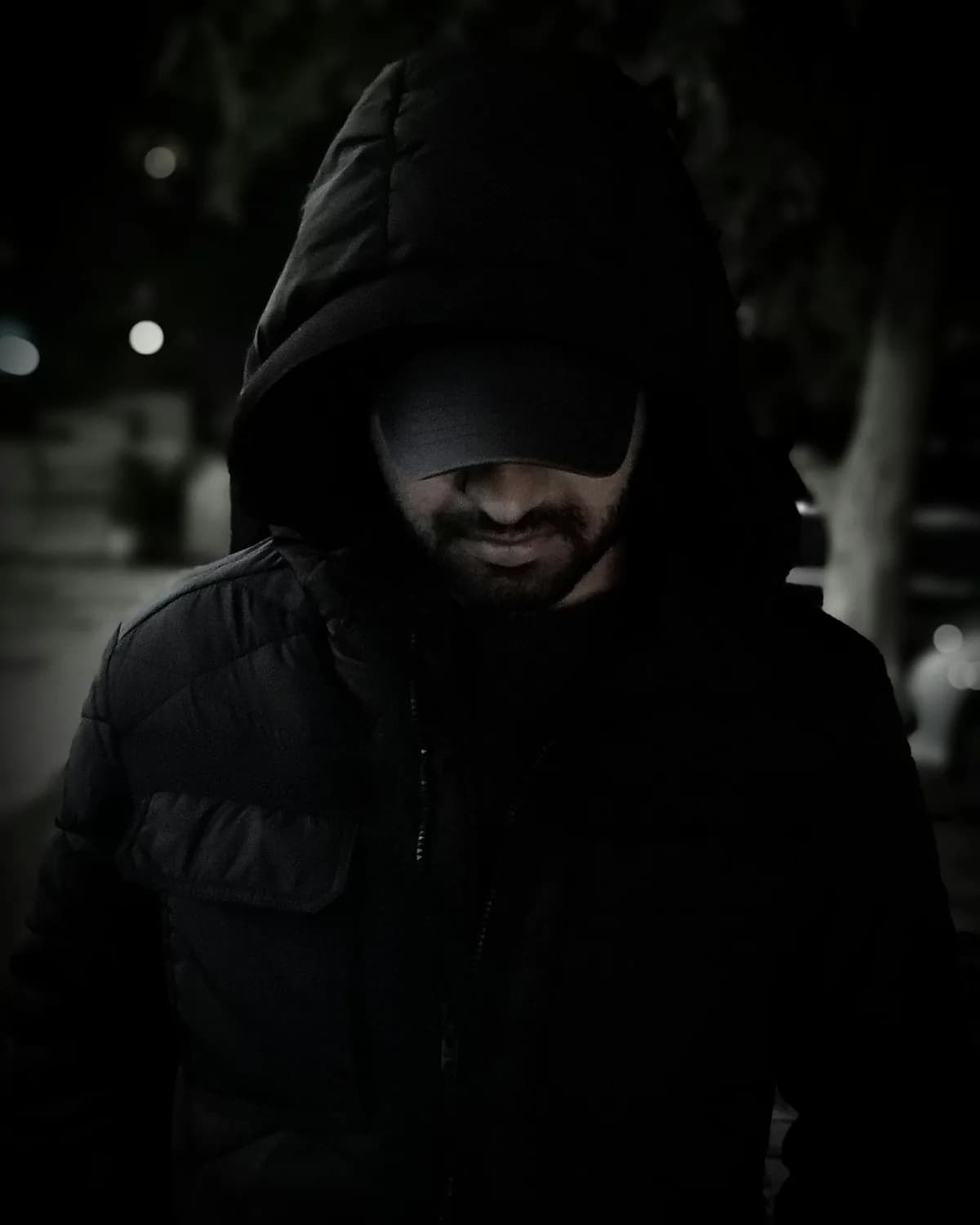 DUST SYSTEM HOODIE — deep red